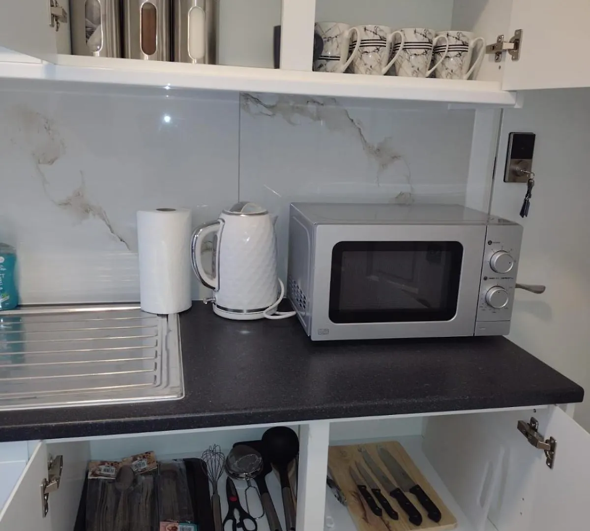 Homestay Baraka House Royal Victoria Apartment London