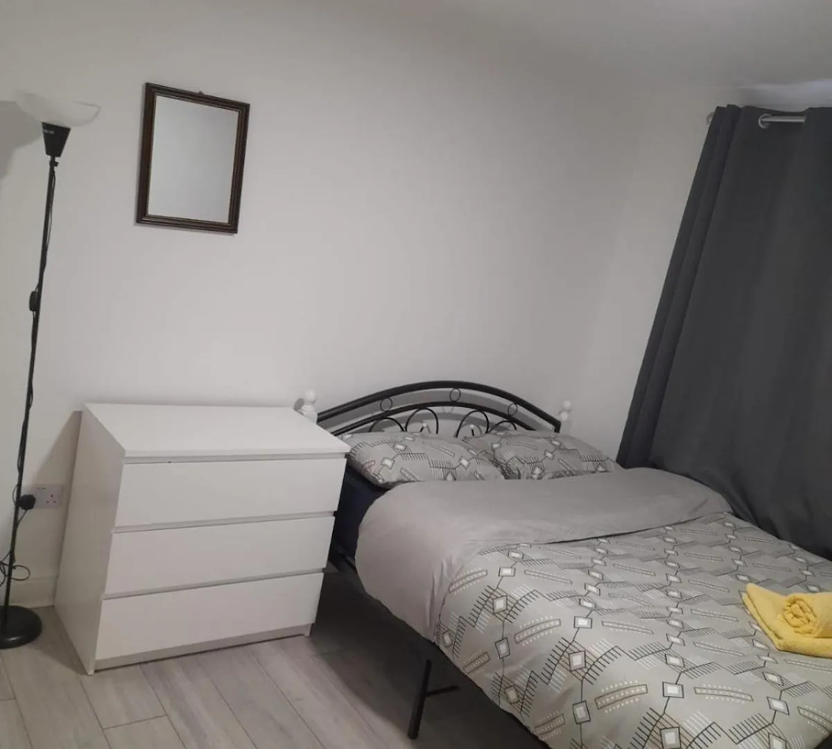 Homestay Baraka House Royal Victoria Apartment London